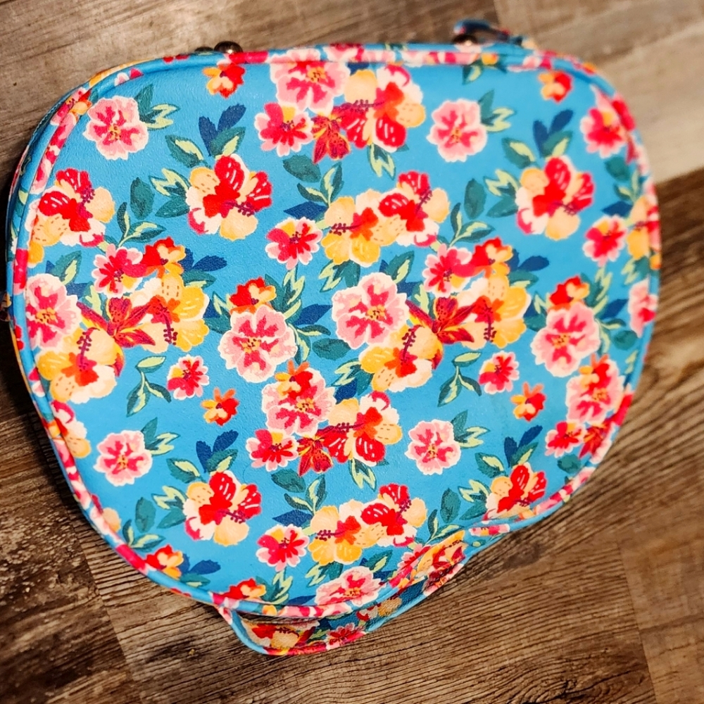 Chi make up travel bag!!!!!!